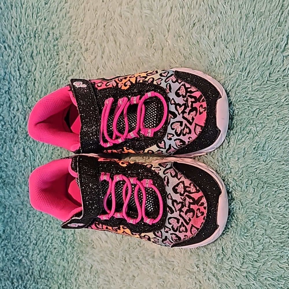 Girls light up shoes size 13 - Picture 2 of 6